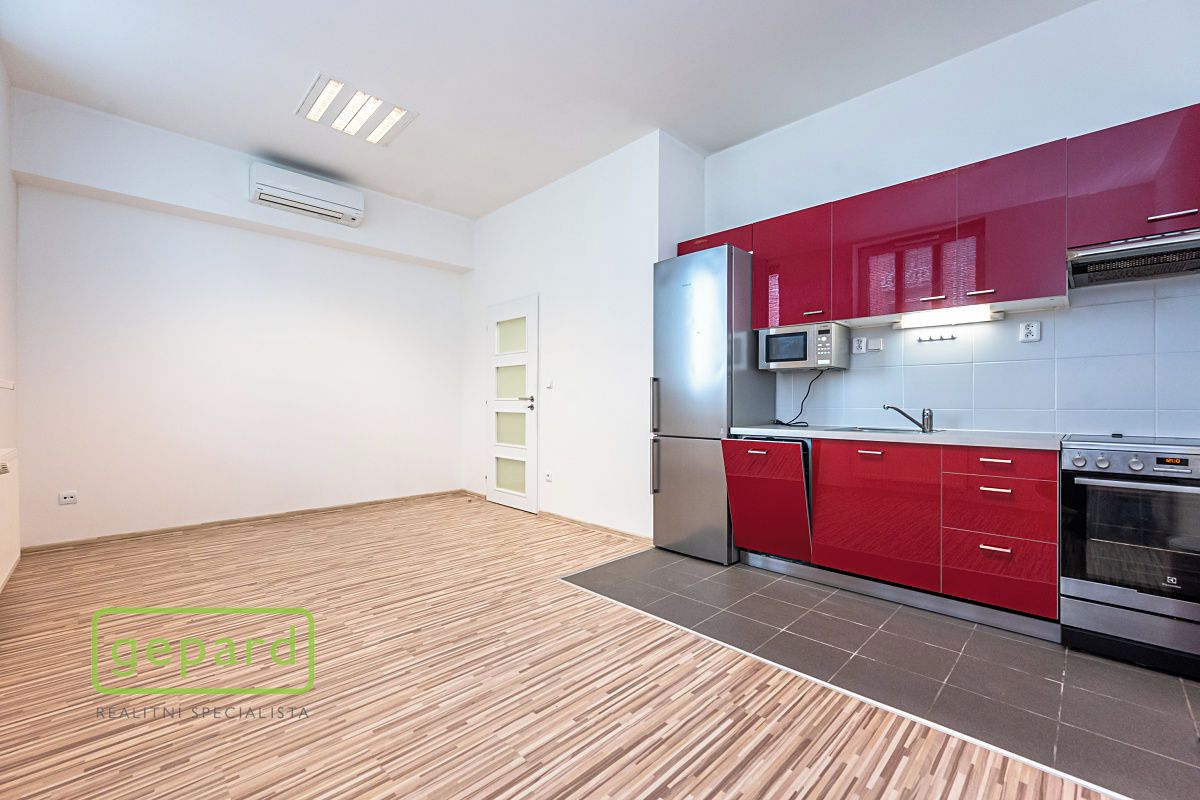 Pronájem bytu 2+kk 50 m²