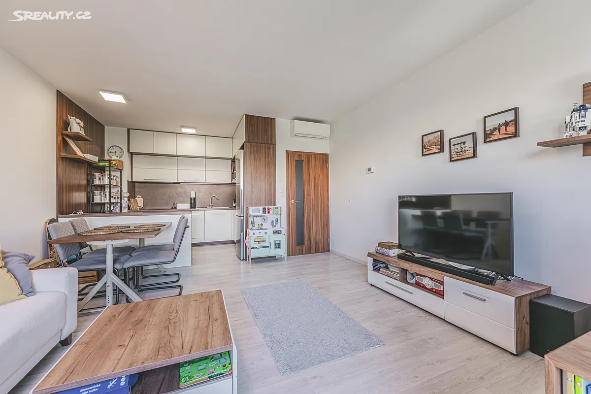 Prodej bytu 2+kk 65 m² – pohled 6