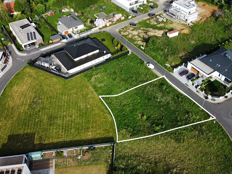 Prodej stavebního pozemku 852 m², Karlovy Vary – náhled fotky 3