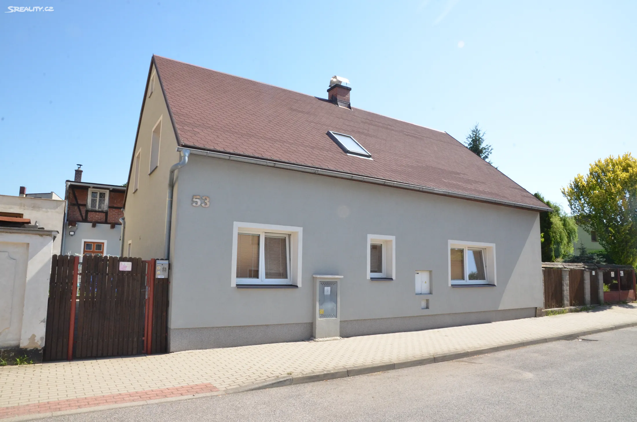 Prodej rodinného domu 180 m², pozemek 412 m²