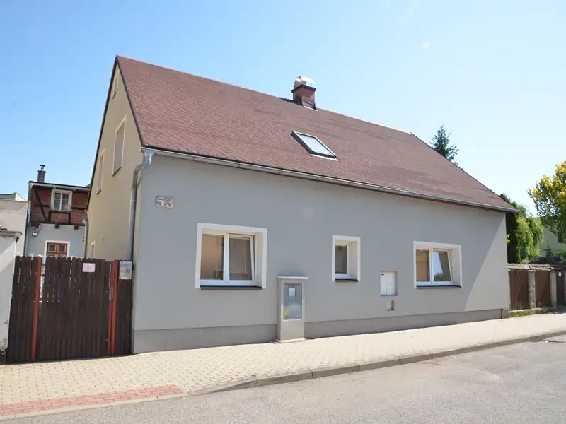 Prodej rodinného domu 180 m², pozemek 412 m², Hrádek nad Nisou – náhled fotky 1