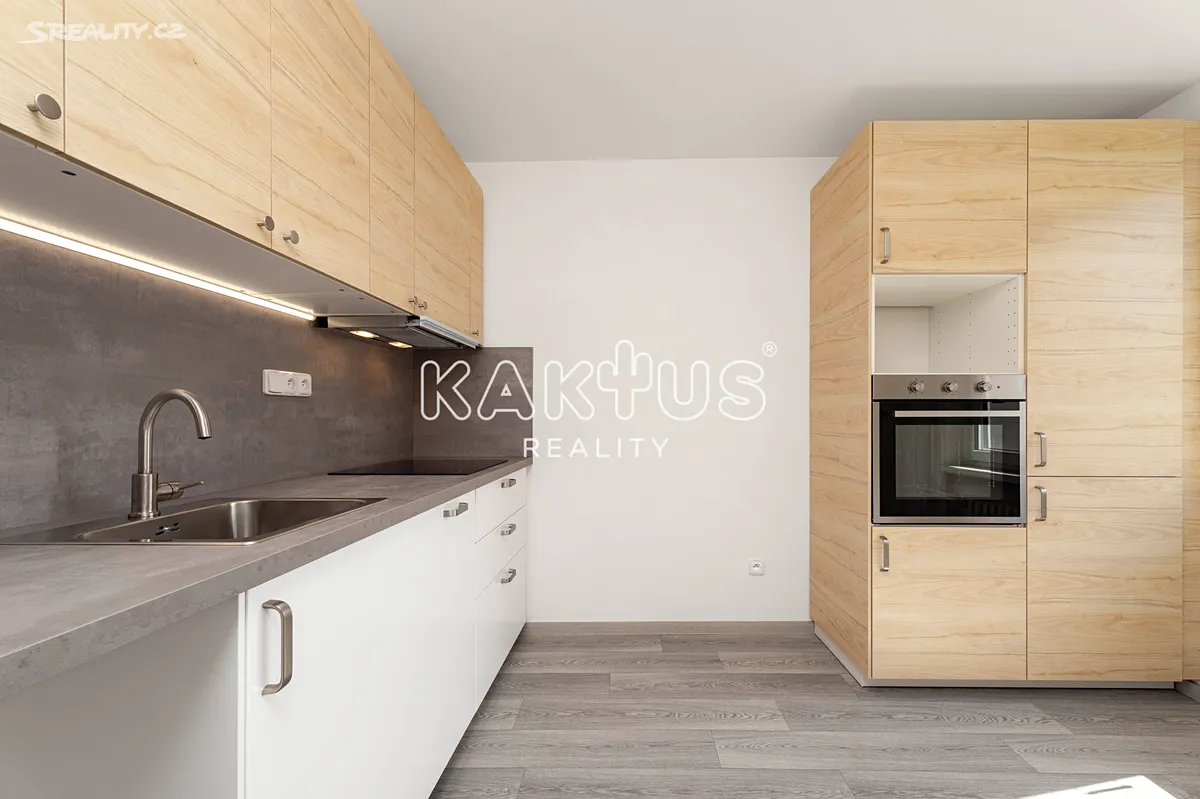 Pronájem bytu 1+1 36 m², Ostrava