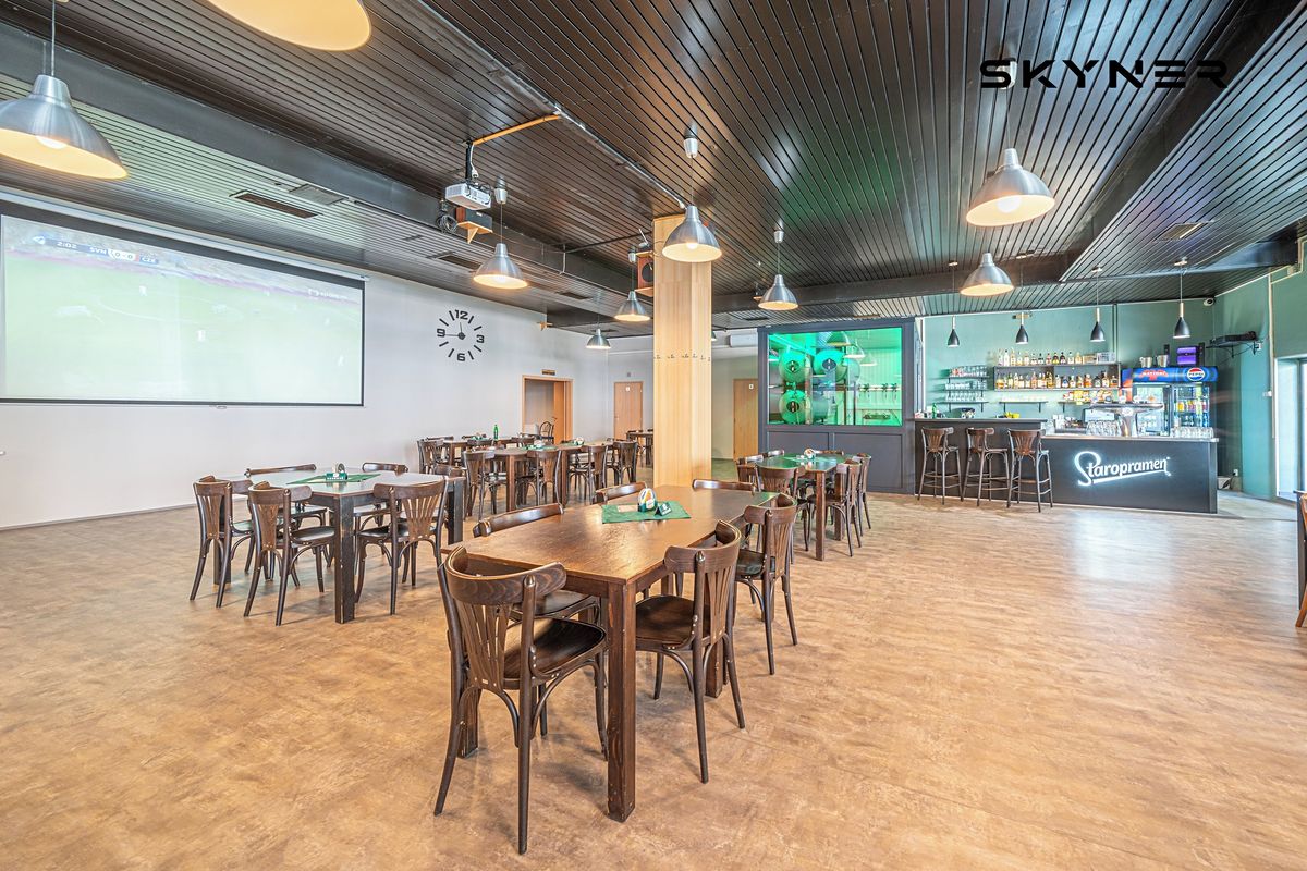 Prodej obchodního prostoru 2000 m² – fotografie 2
