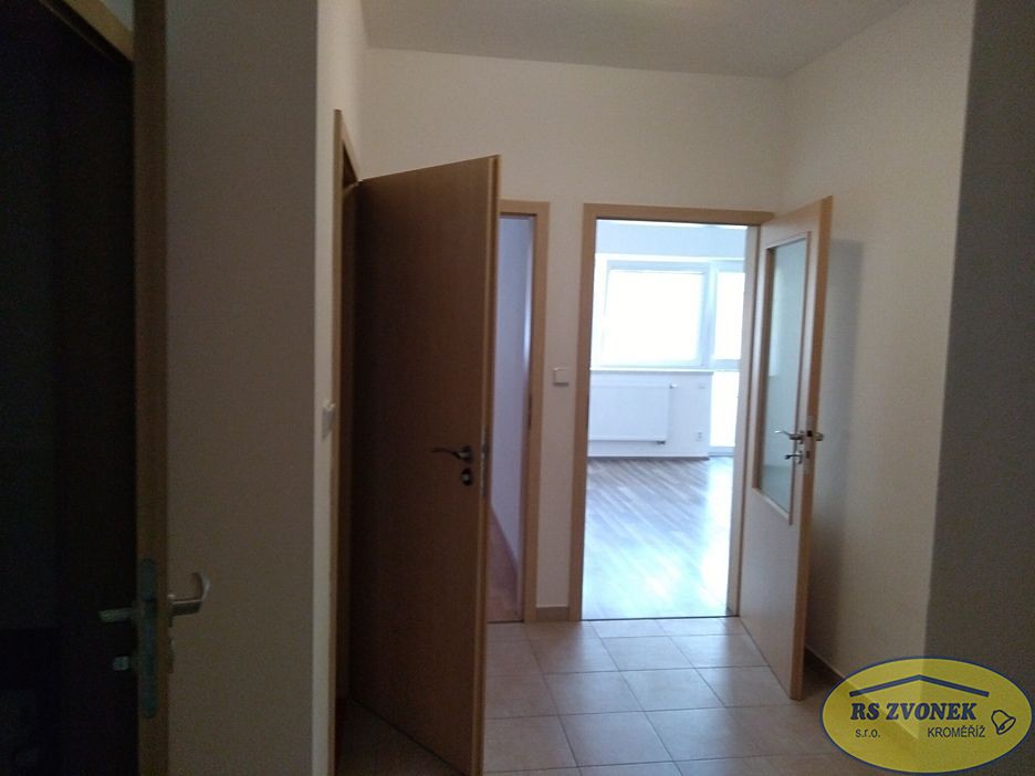 Pronájem bytu 2+kk 53 m² – fotografie 3
