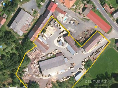 Pronájem komerční nemovitosti 2215 m²