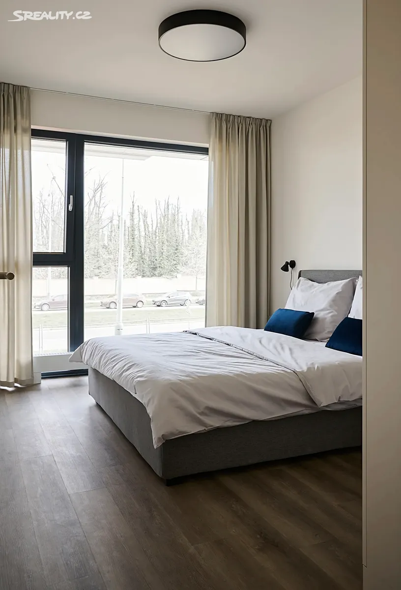 Pronájem bytu 2+kk 63 m² – pohled 5