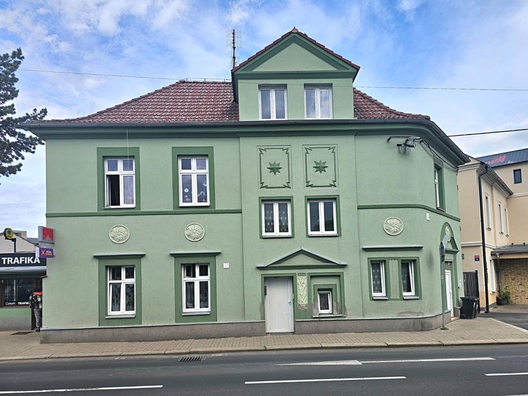 Комерційне приміщення на продаж, 128 м² (1 з 9)