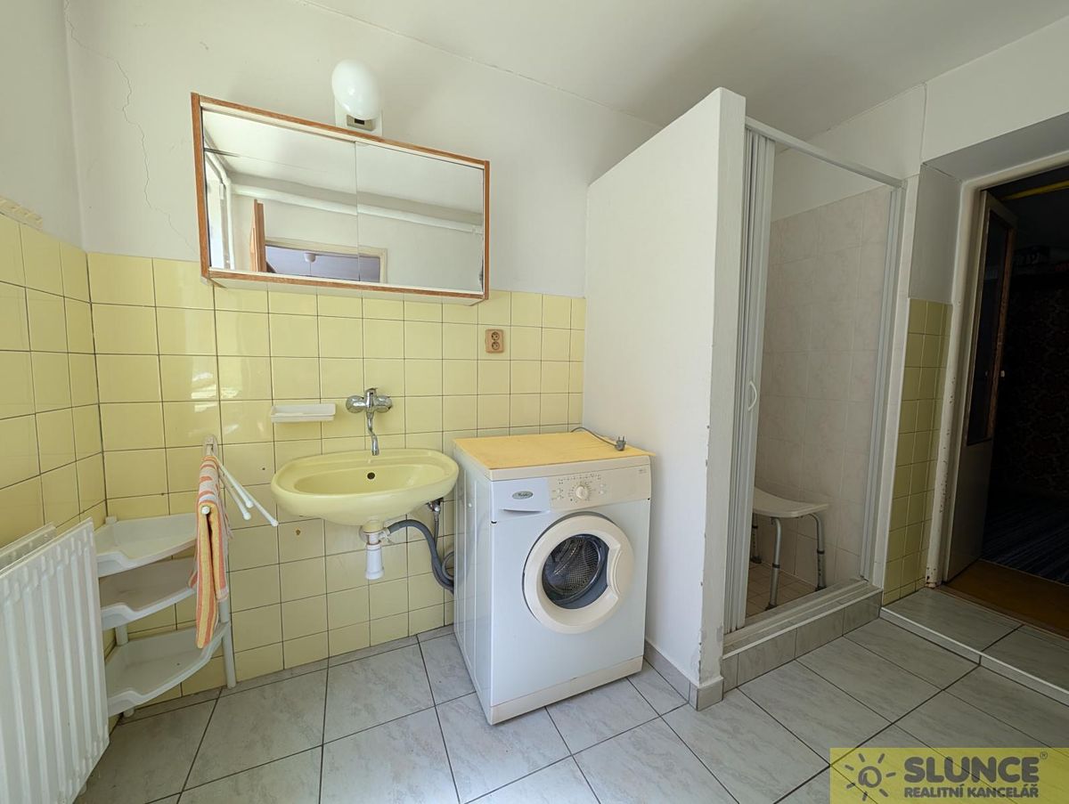 Prodej rodinného domu 182 m², pozemek 489 m² – fotografie 4