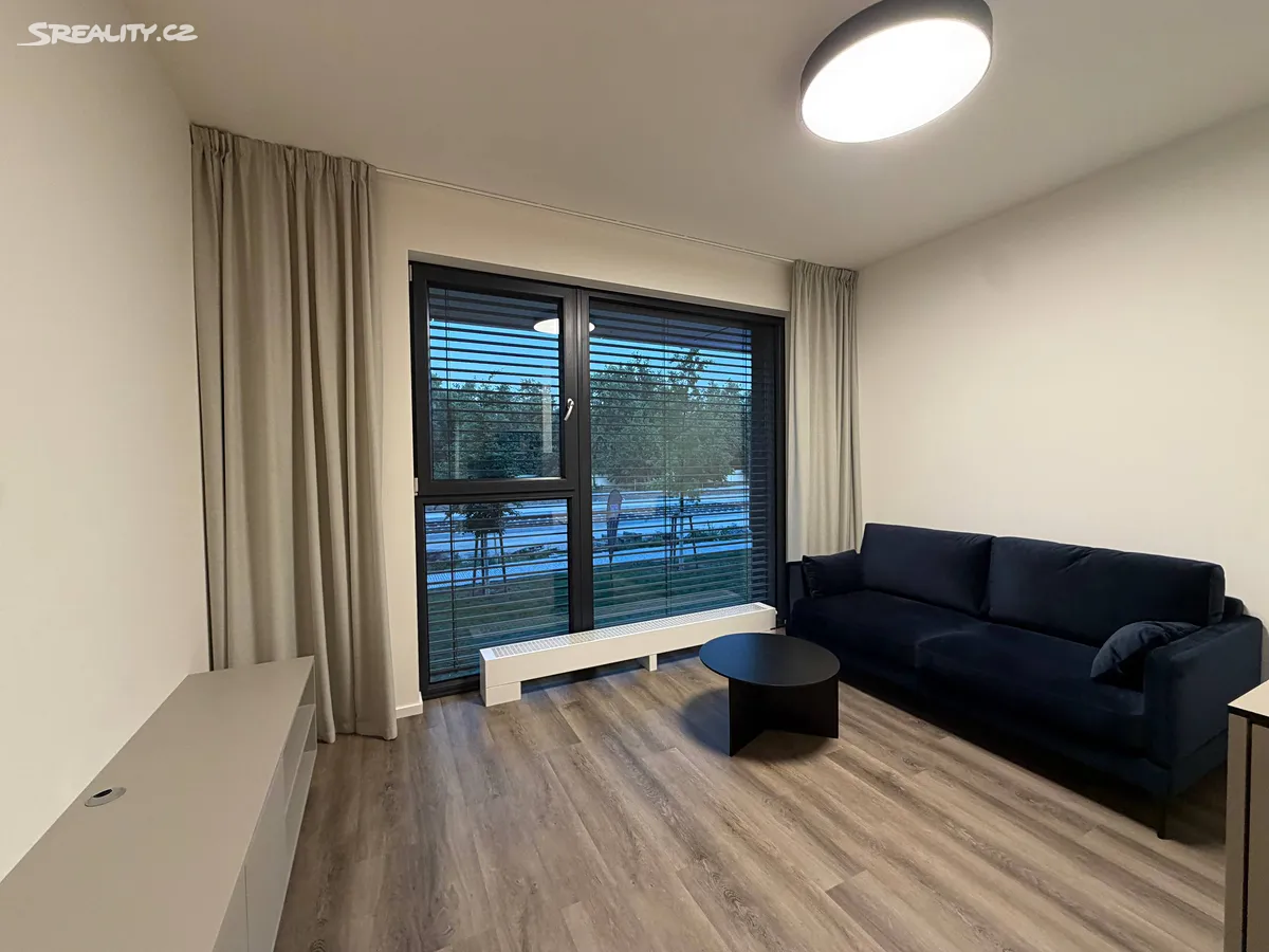 Pronájem bytu 1+kk 33 m², Praha