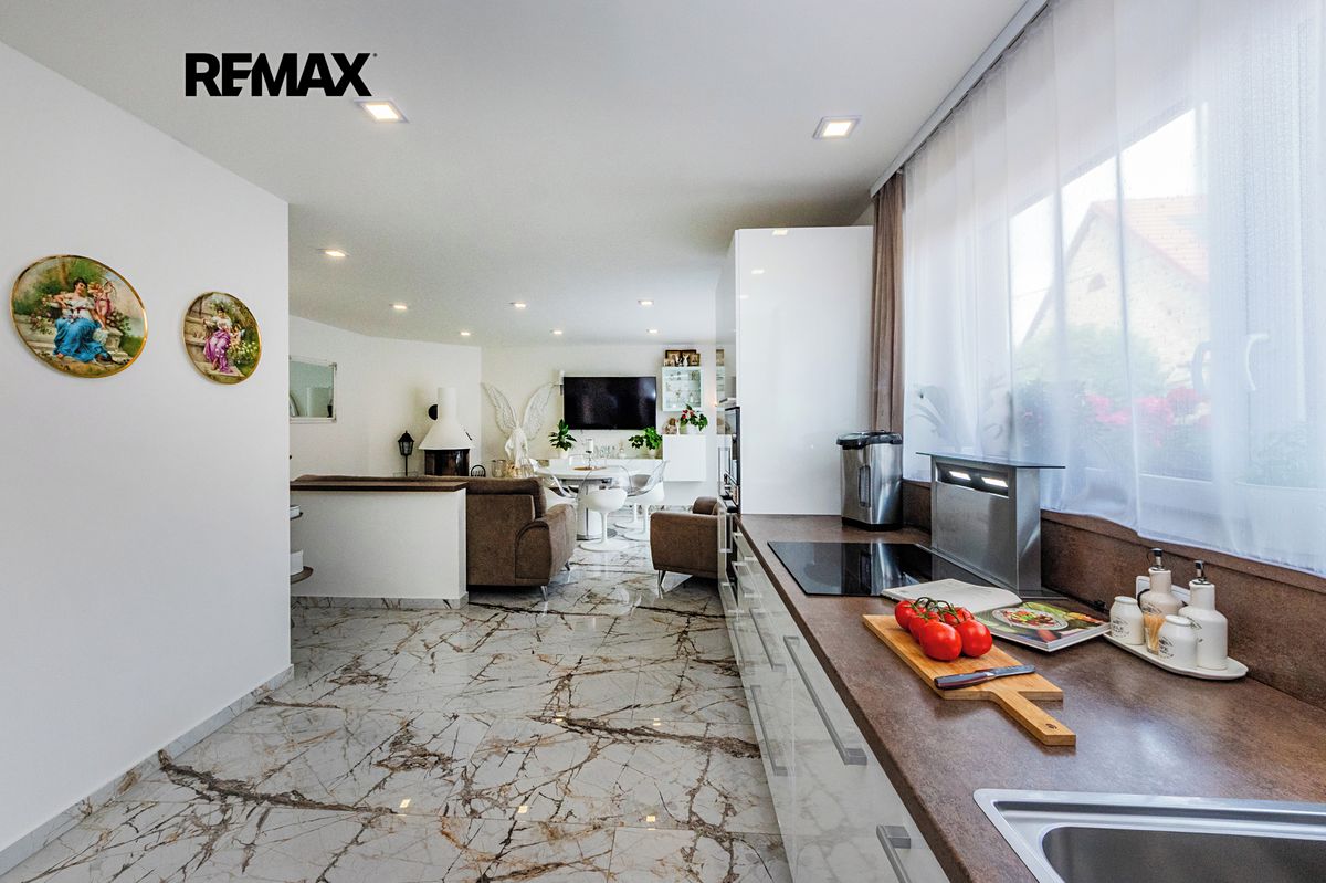 Prodej rodinného domu 146 m², pozemek 111 m²