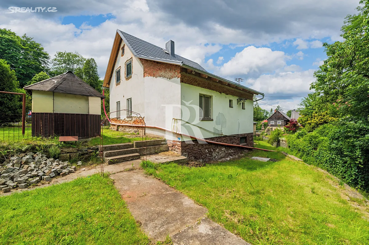 Prodej rodinného domu 140 m², pozemek 2046 m² – pohled 6