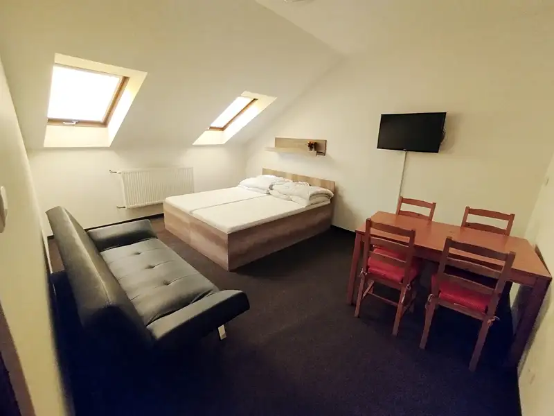 Pronájem bytu 2+kk 50 m², Turnov – náhled fotky 1