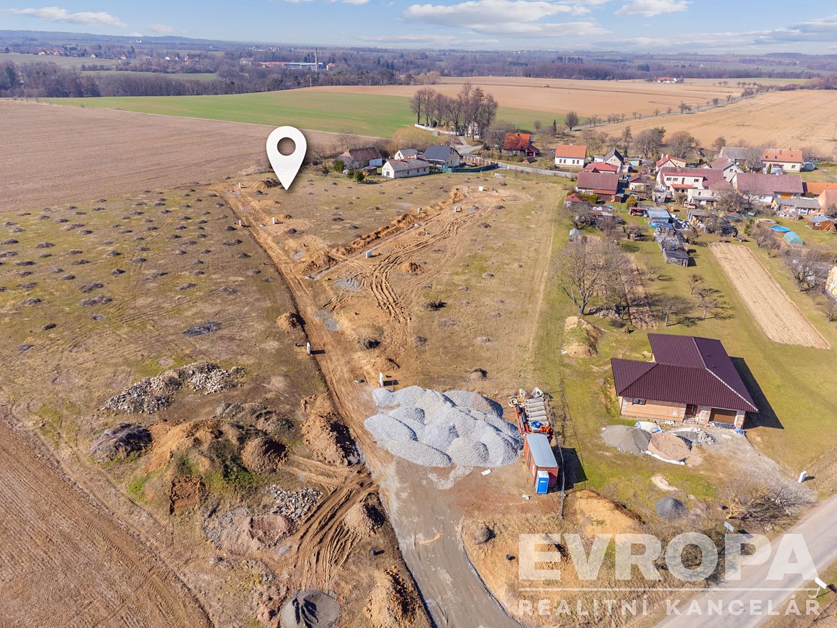 Prodej stavebního pozemku 817 m² – fotografie 3