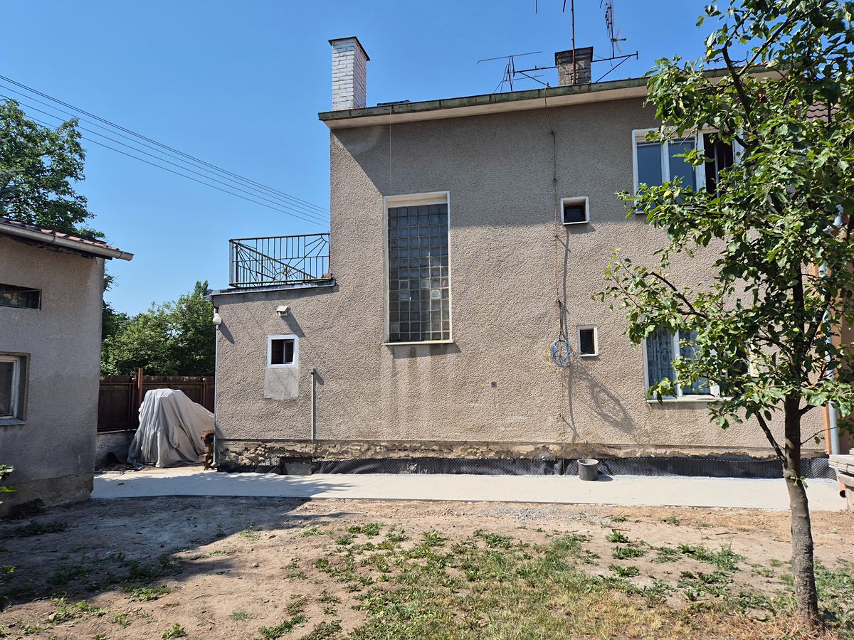 Prodej rodinného domu 160 m², pozemek 254 m² – fotografie 4