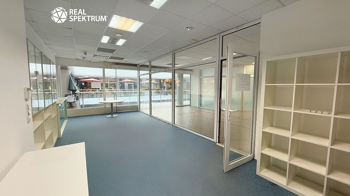 Pronájem kanceláře 92 m²