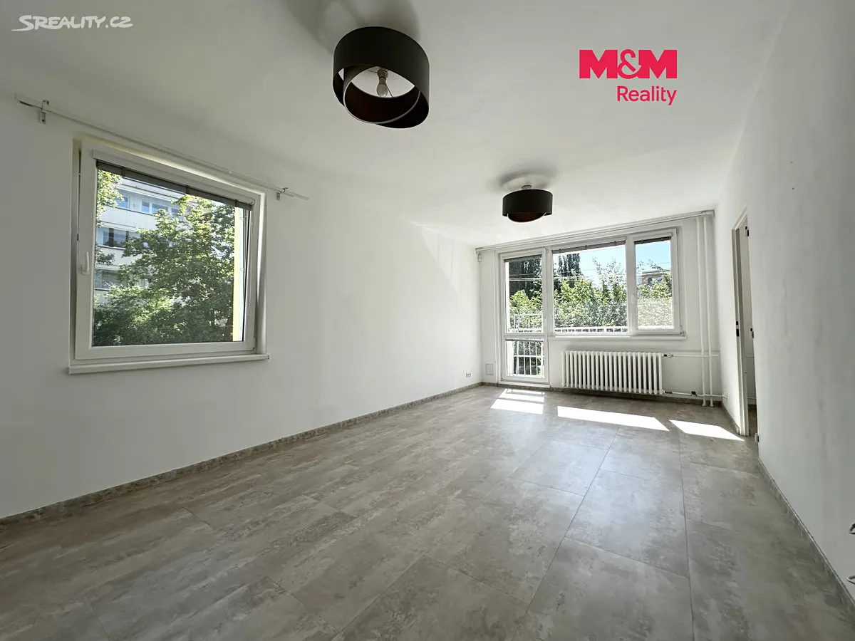 Pronájem bytu 3+1 72 m², Poděbrady III