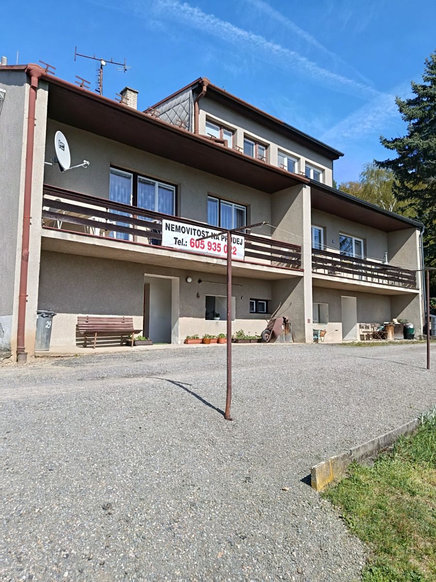 Prodej rodinného domu 180 m², pozemek 100 m² – fotografie 4
