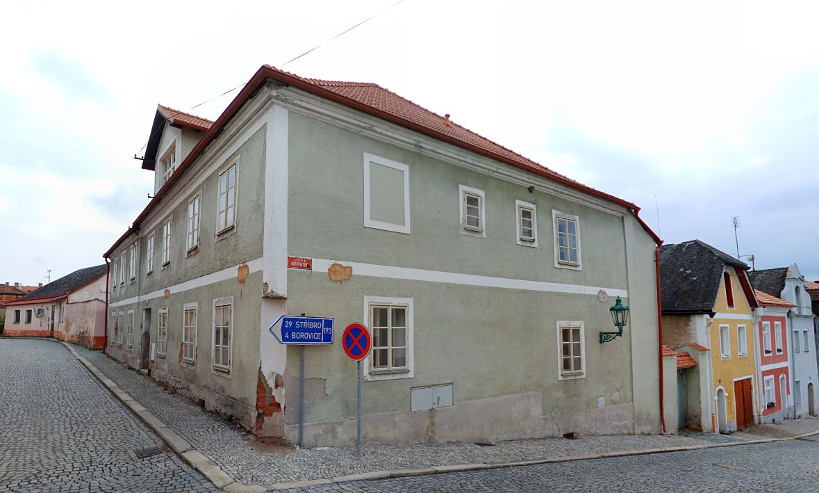 Prodej rodinného domu 310 m², pozemek 416 m²