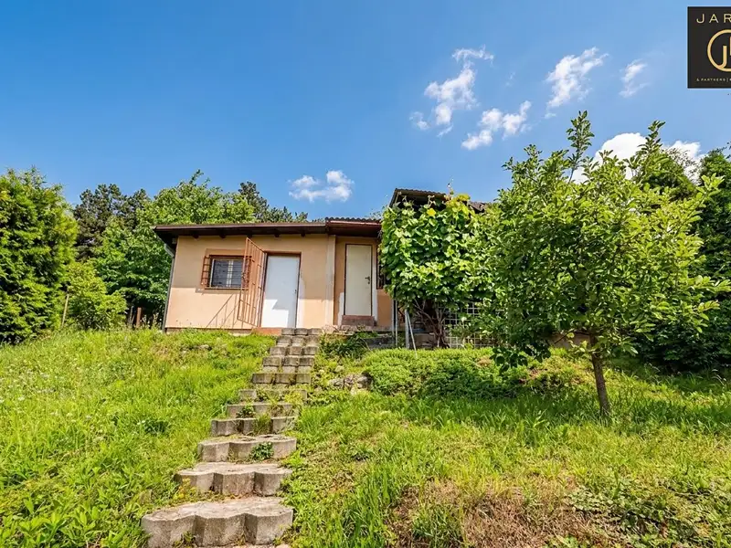 Prodej chaty 25 m², pozemek 732 m², Brandýsek – náhled fotky 2