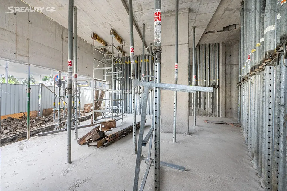 Pronájem obchodního prostoru 194 m² – pohled 5
