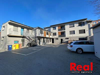 Pronájem bytu 3+kk 95 m²