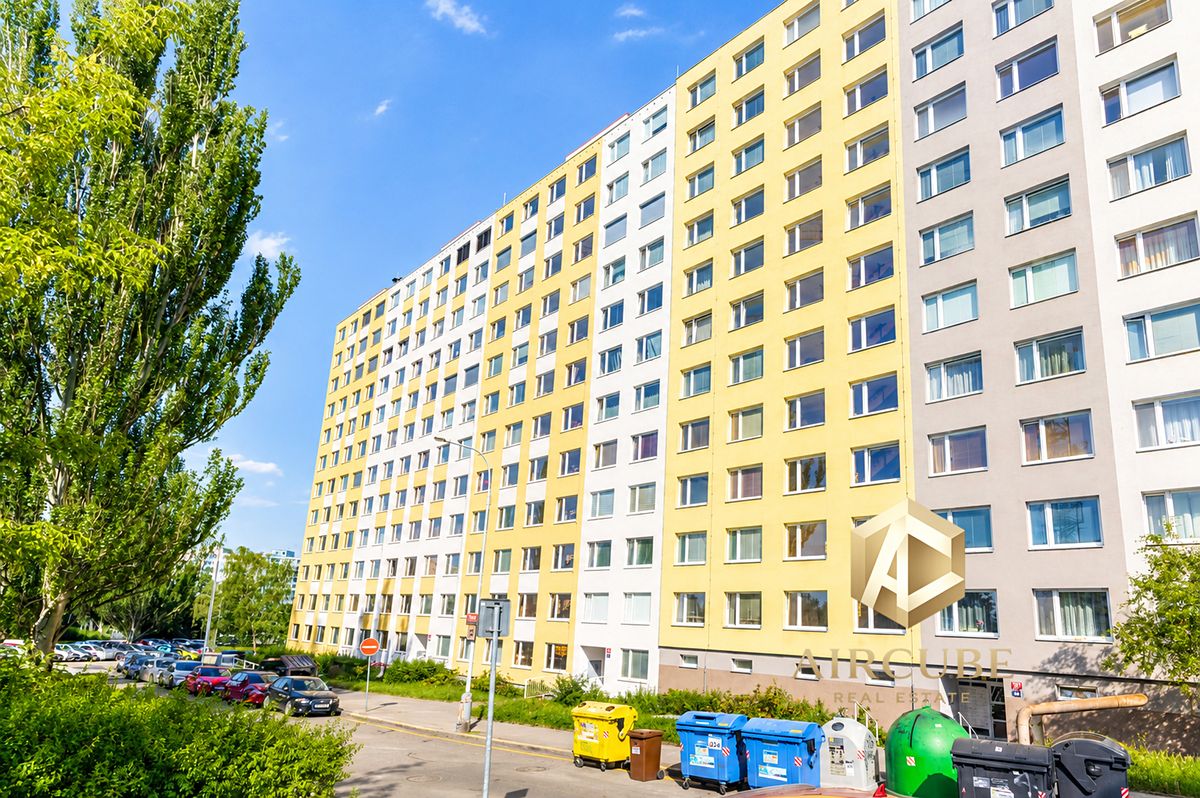 Pronájem bytu 3+kk 85 m²