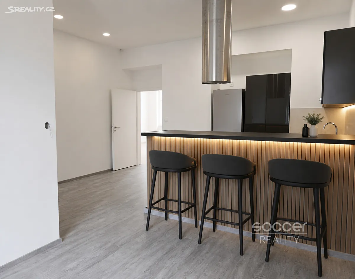 Pronájem bytu 3+kk 90 m², Praha