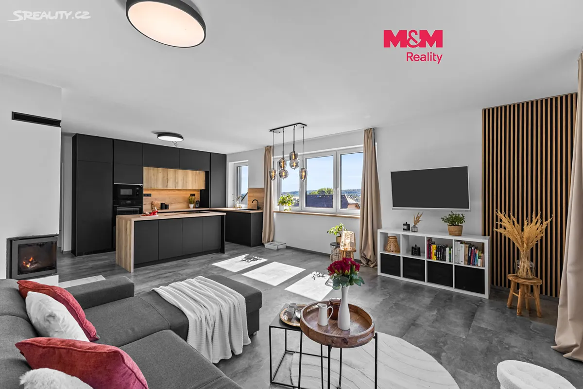 Prodej rodinného domu 216 m², pozemek 1269 m², Ledce