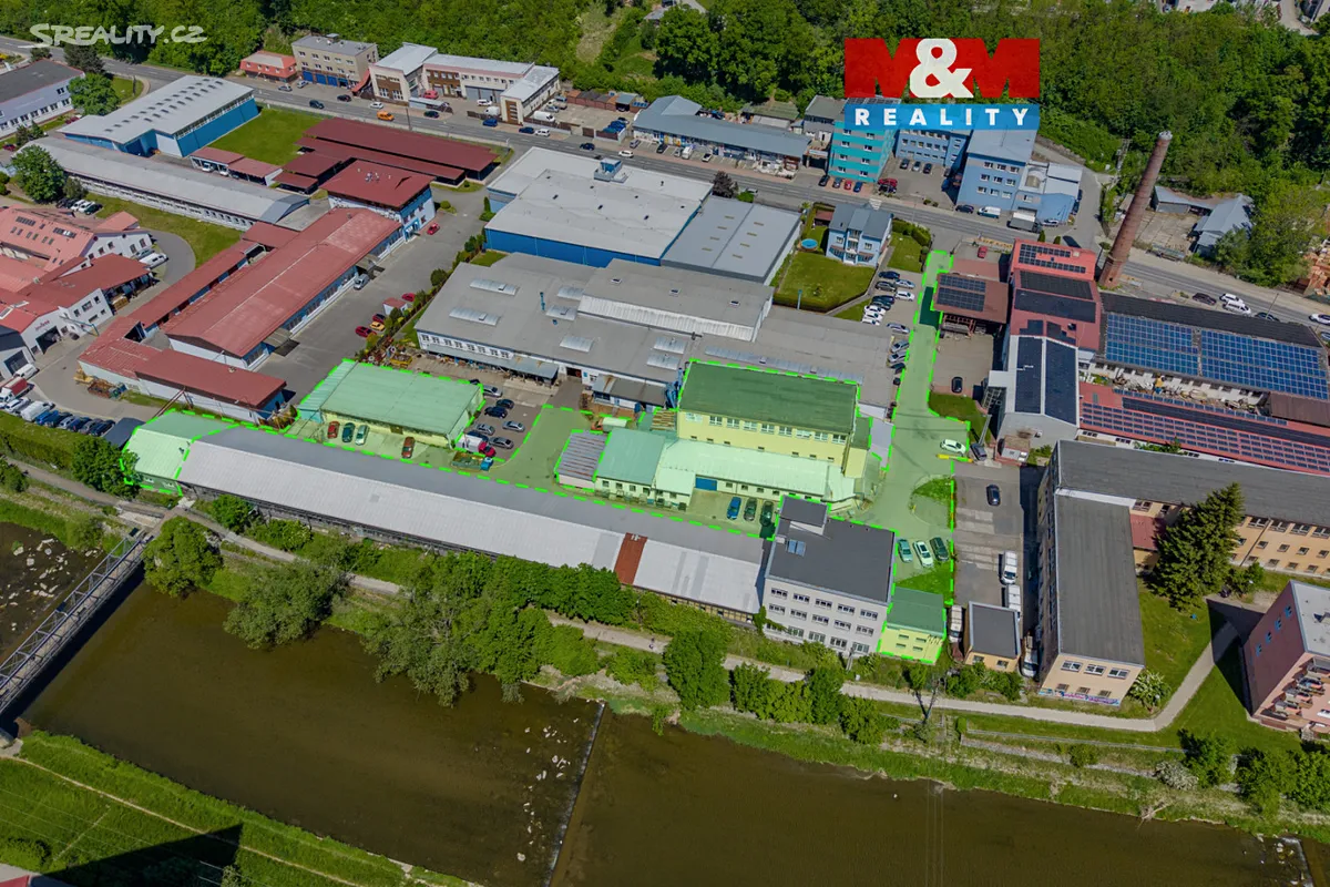 Prodej výrobní haly, prostoru 1240 m²