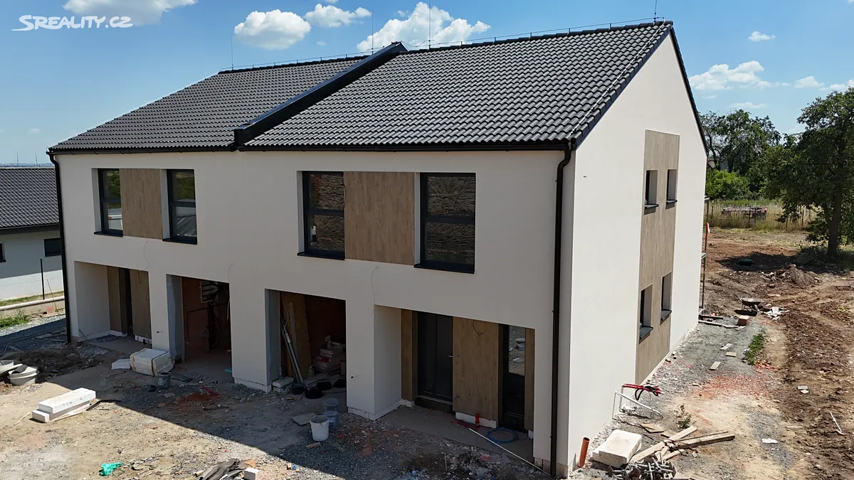 Prodej rodinného domu 149 m², pozemek 691 m² – pohled 3