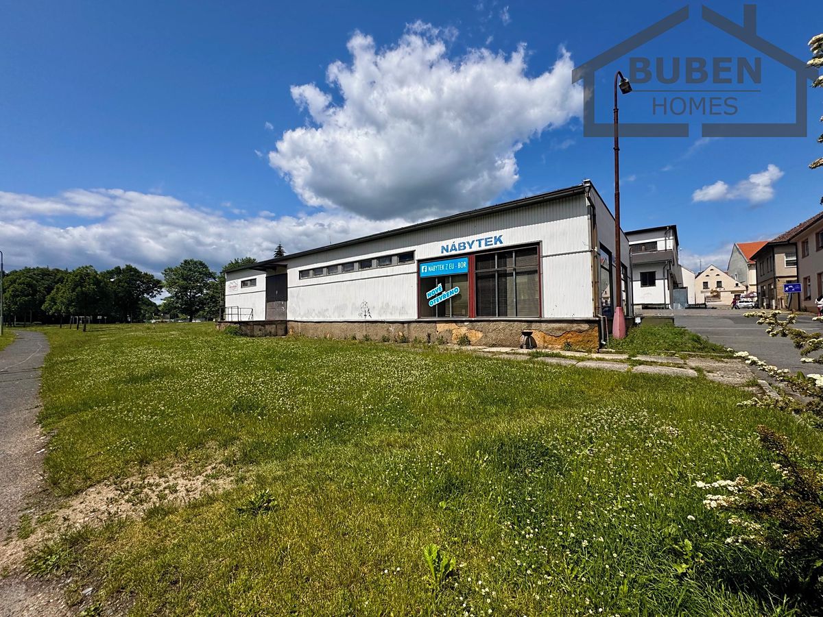 Prodej obchodního prostoru 375 m² – fotografie 2