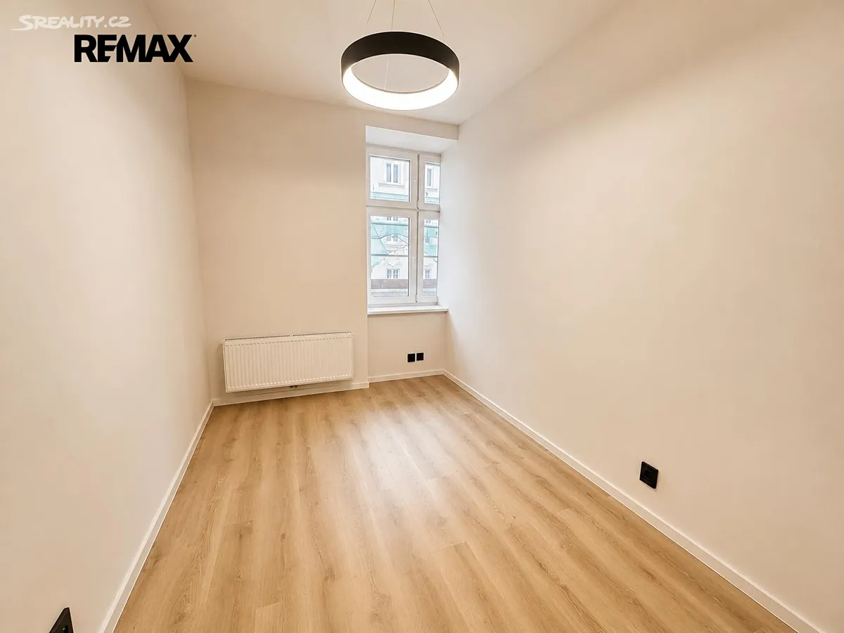 Pronájem bytu pokoje 10 m² - Widok 4
