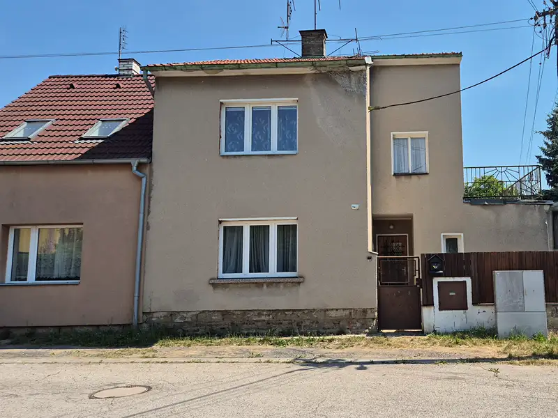 Prodej rodinného domu 160 m², pozemek 254 m², Hřebeč – náhled fotky 3