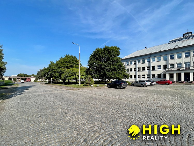 Комерційне приміщення в оренду, 490 м² (25 з 28)