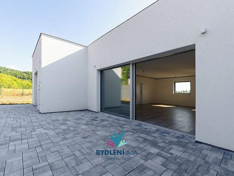 Prodej domu, 206 m² (50 z 90)