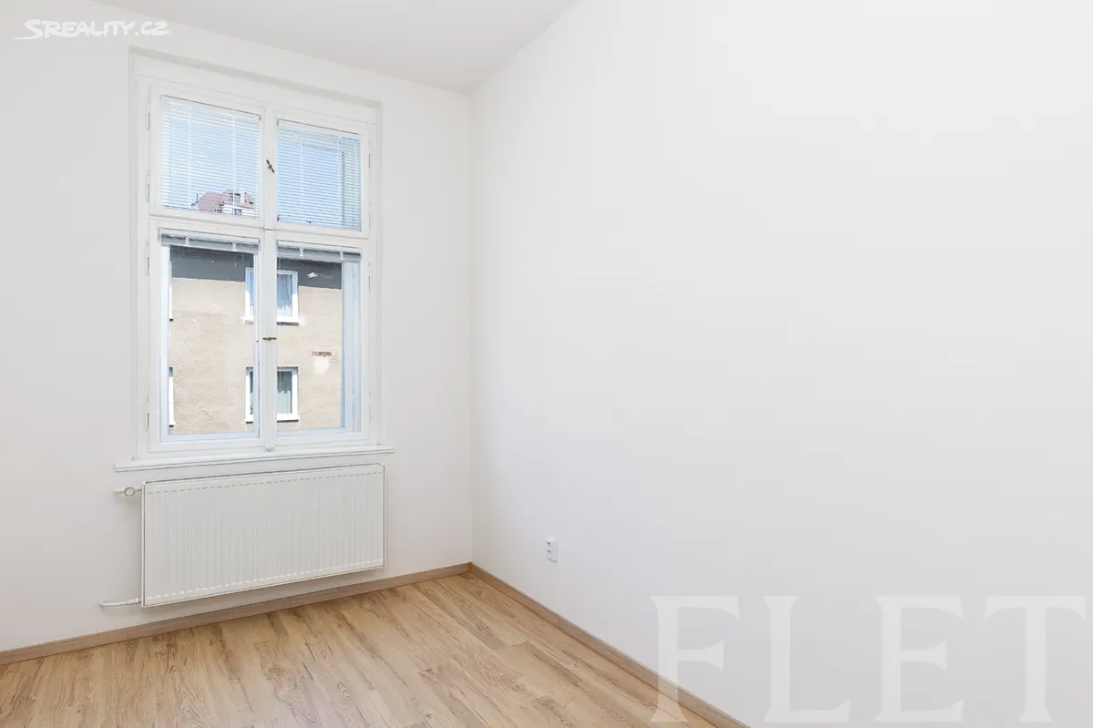 Pronájem bytu 2+kk 44 m² – pohled 5