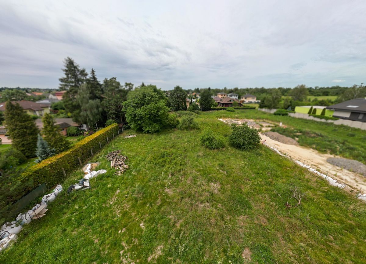 Prodej stavebního pozemku 1000 m² – fotografie 4