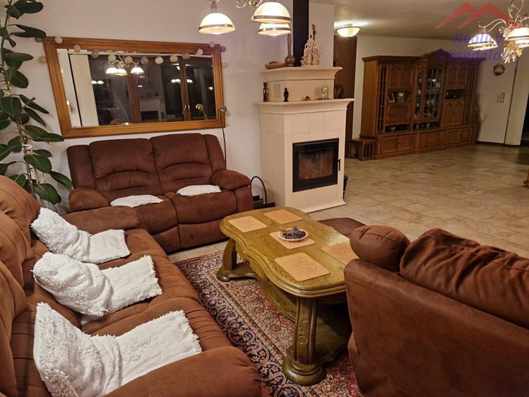 Prodej domu, 610 m² (12 z 26)