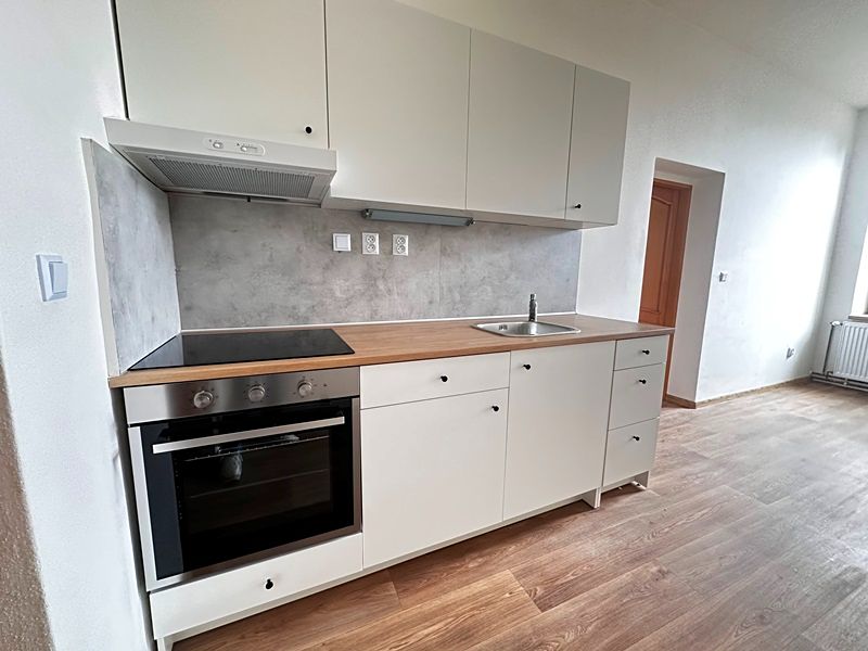 Pronájem bytu 3+kk 75 m² – fotografie 2