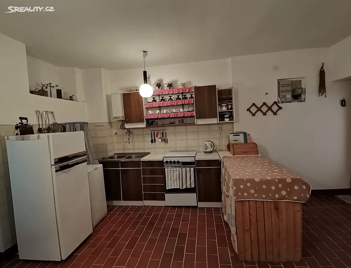 Prodej rodinného domu 147 m², pozemek 22 m² - Widok 2