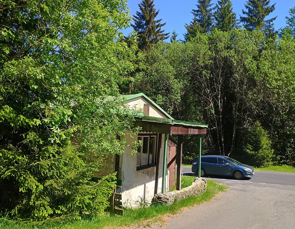Prodej chalupy 60 m², pozemek 230 m² – fotografie 2