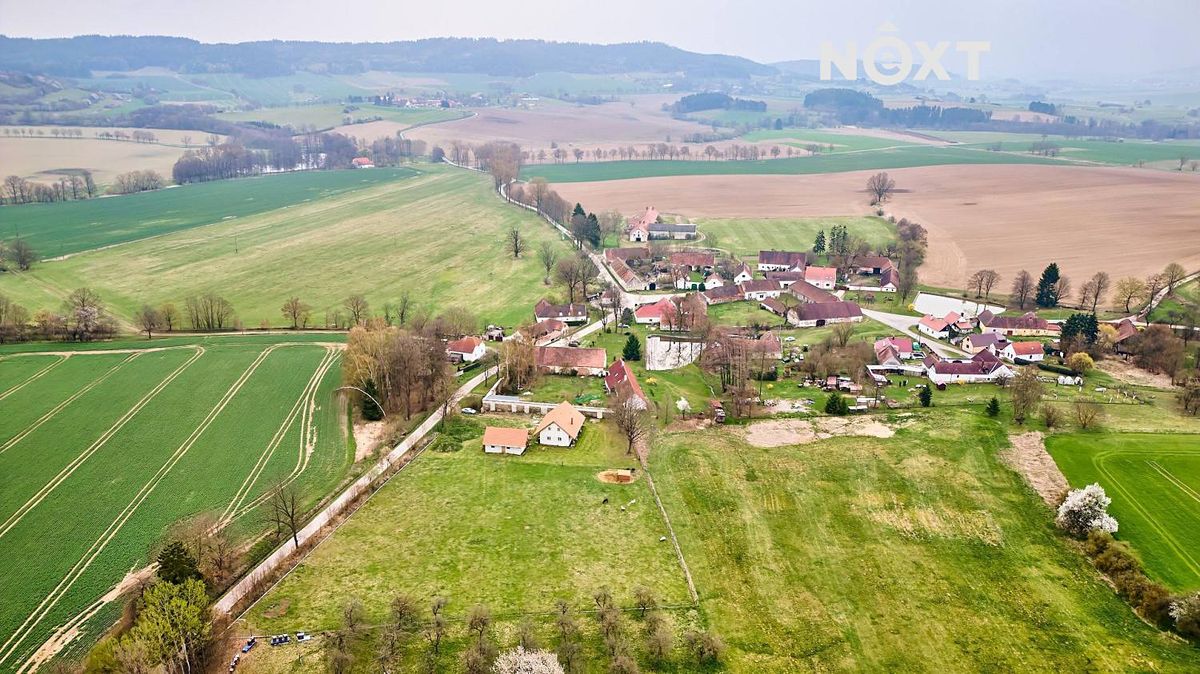 Prodej stavebního pozemku 6532 m² – fotografie 5