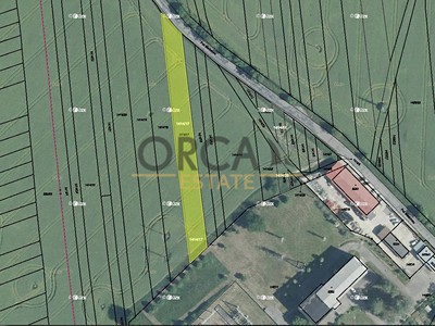 Prodej podílu 1/2  pole 1 018 m²