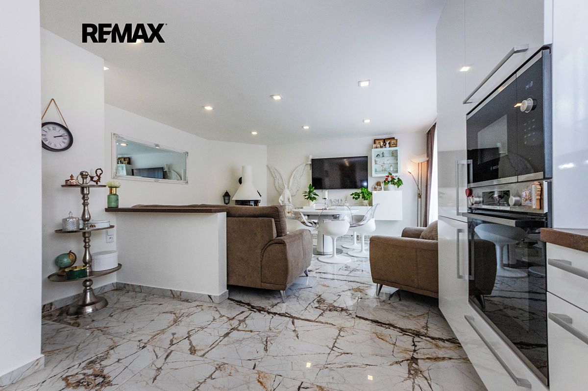 Prodej rodinného domu 146 m², pozemek 111 m² – fotografie 5