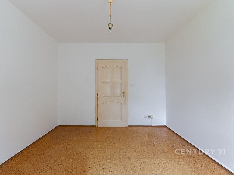 Prodej komerčního prostoru, 273 m² (10 z 33)