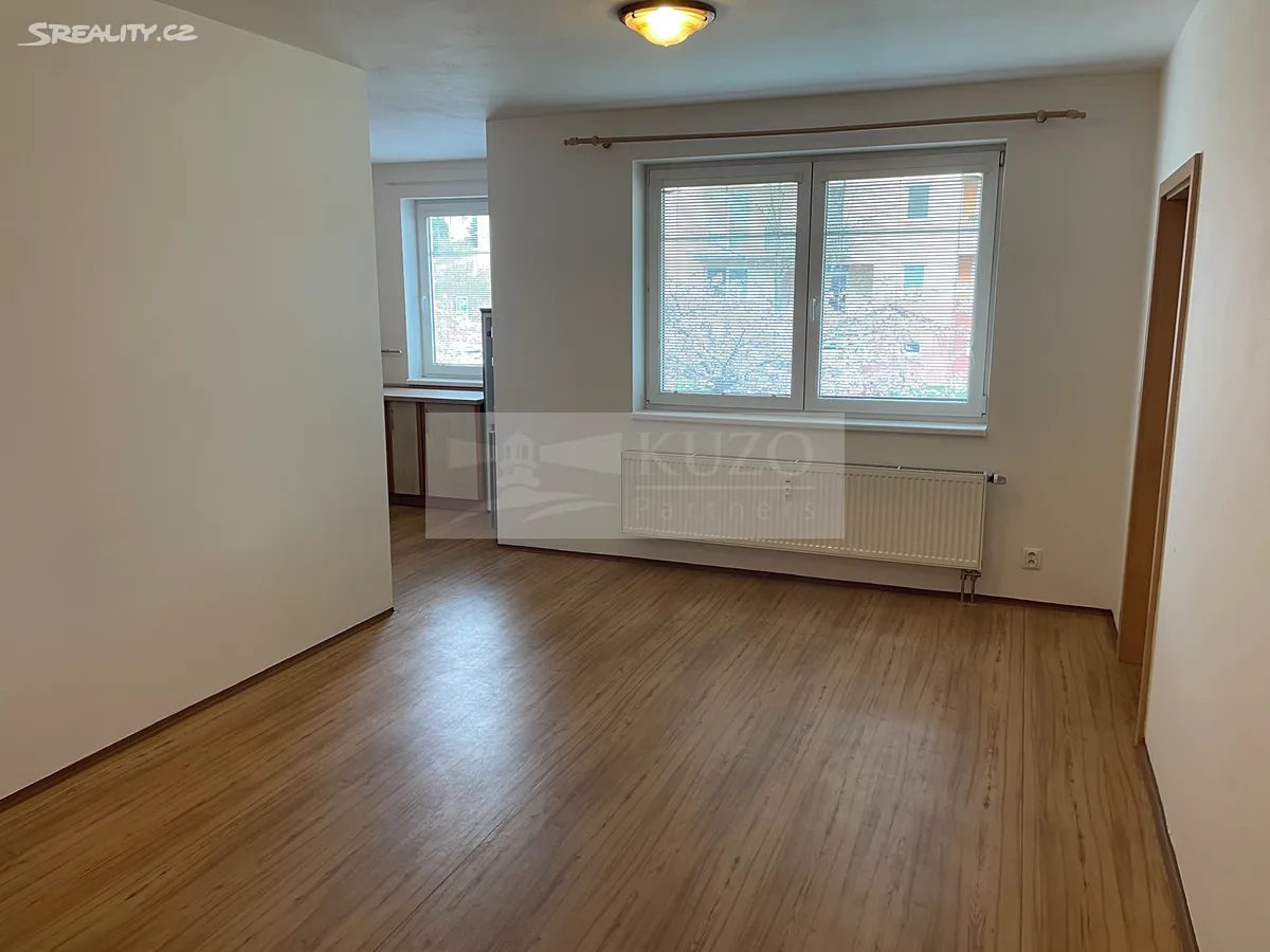 Pronájem bytu 2+kk 51 m² – pohled 3