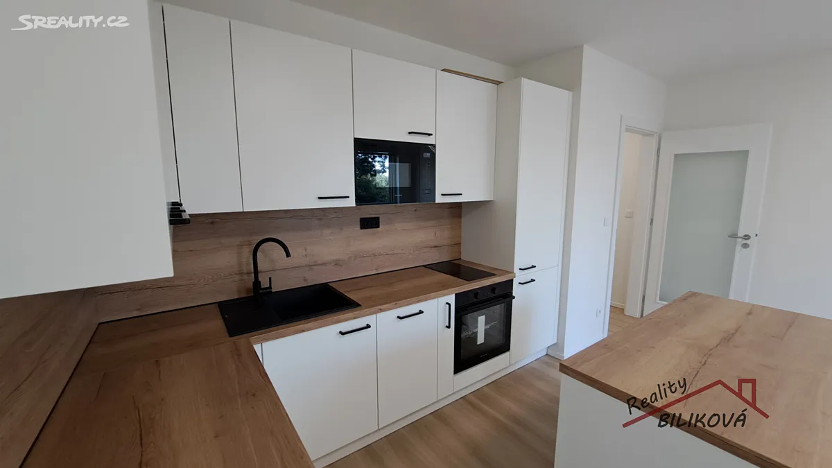 Pronájem bytu 2+kk 47 m², Praha