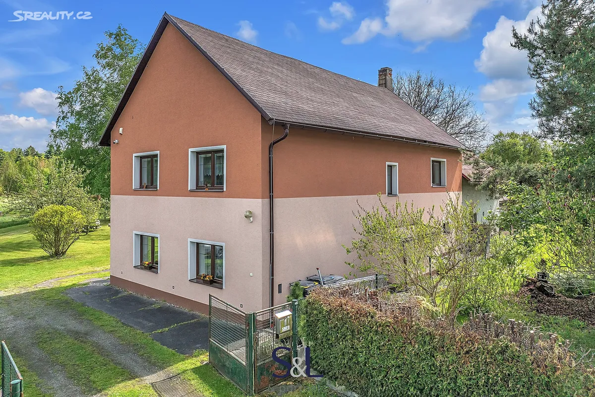 Prodej rodinného domu 227 m², pozemek 3155 m², Libchavská