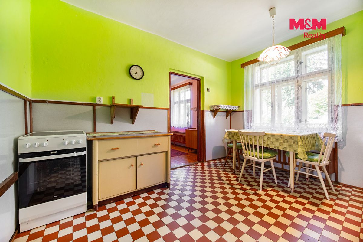 Prodej rodinného domu 169 m², pozemek 583 m² – fotografie 2