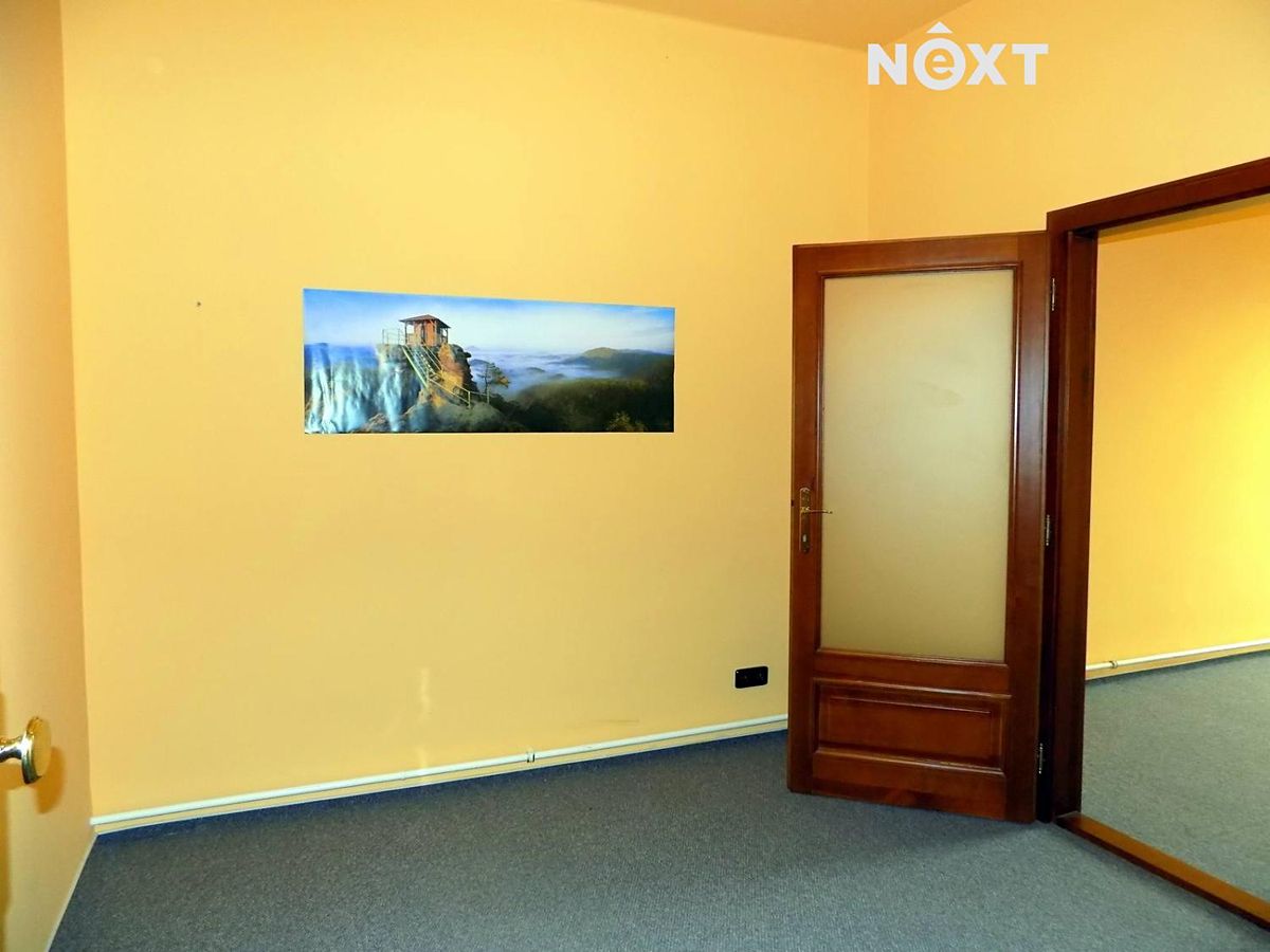 Pronájem kanceláře 87 m² – fotografie 2